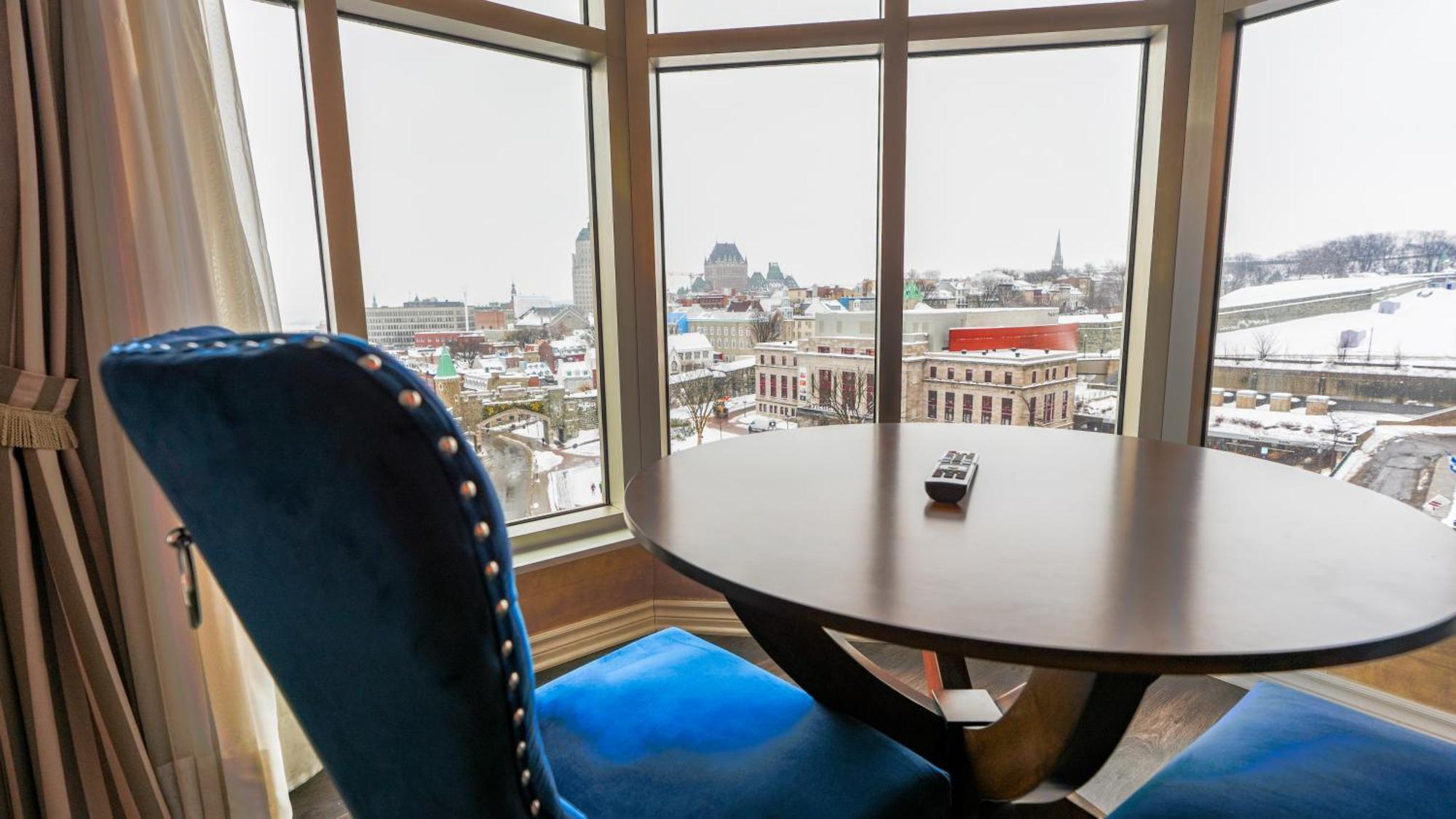 Suite avec 1 Lit King-Size - Vue Panoramique sur Ville